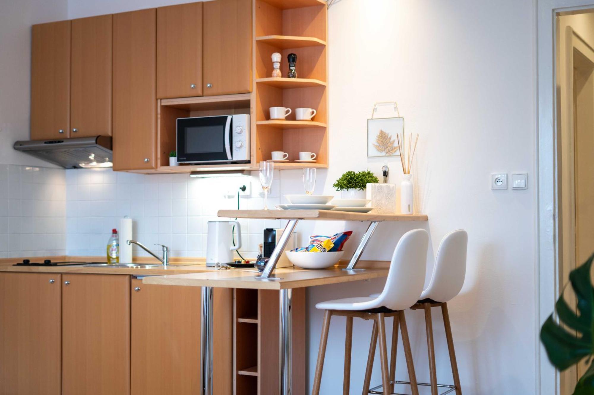 Best Location Apartment Air-Conditioned ブラチスラヴァ エクステリア 写真